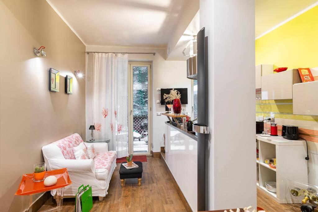 Апартаменты Lily'S - Near Harbor And Downtown With Terrace - Italy Flat Vacation Генуя Экстерьер фото